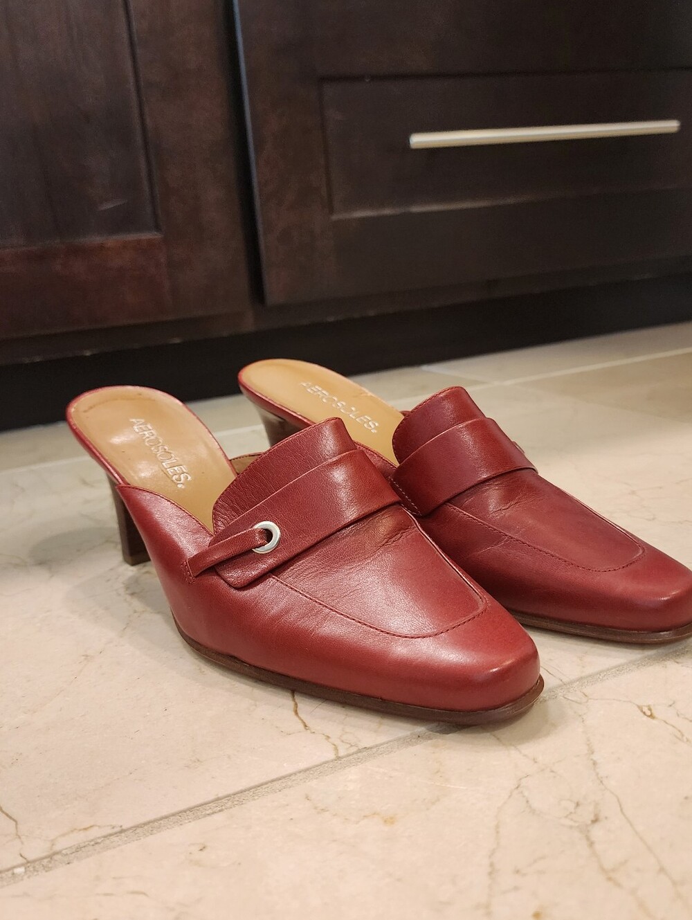 AEROSOLES Burgundy Leather Slip-On Mule Heels
